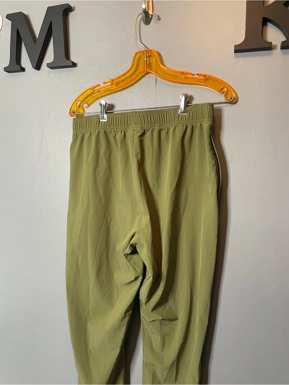 GynShark Olive Green Women's performance Joggers zipper detail size medium‎